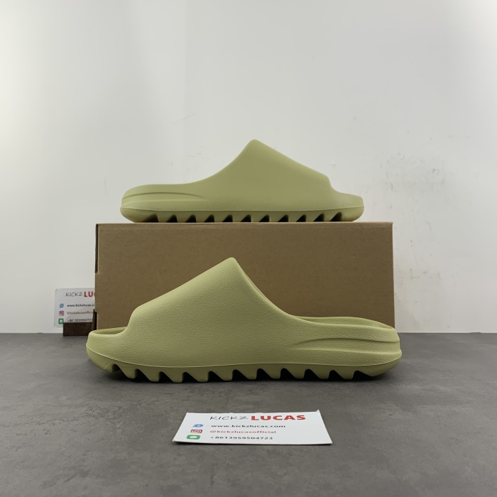 Yeezy Slide Resin (2022)  FZ5904