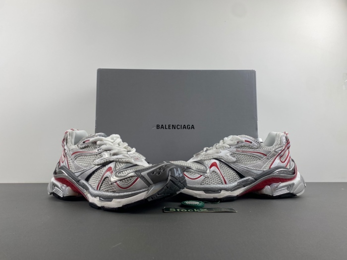 B*alenciaga runner AM 20240611-5