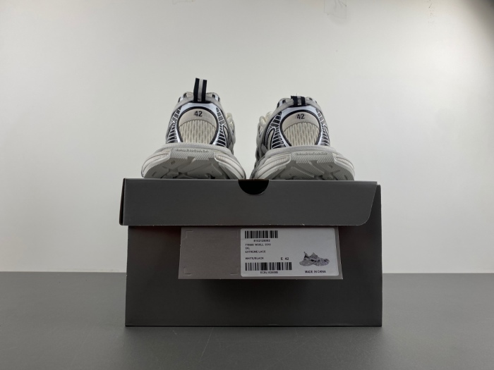 B*alenciaga 3XL Sneaker AM20240611-12