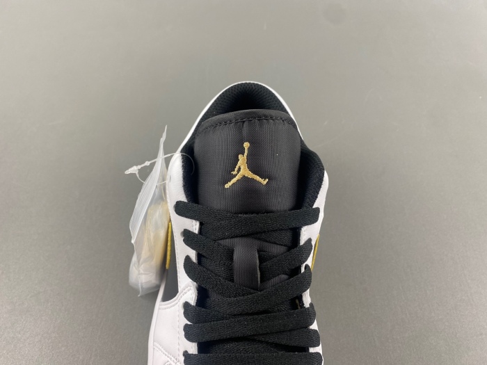 Air Jordan 1 Low White Gold Swoosh CZ0775-133