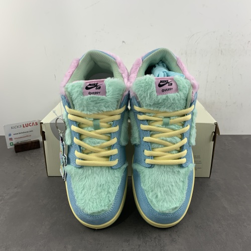 SB Dunk Low Verdy Visty FN6040-400