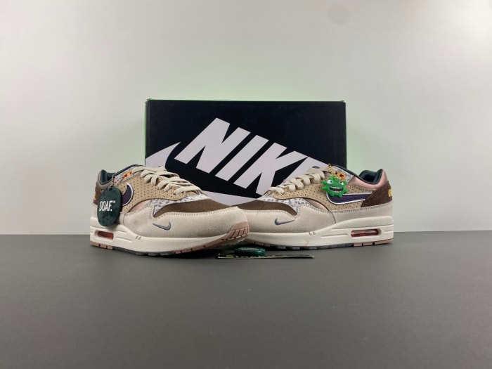 Air Max 1 '87 Premium University of Oregon PE HQ2640-200
