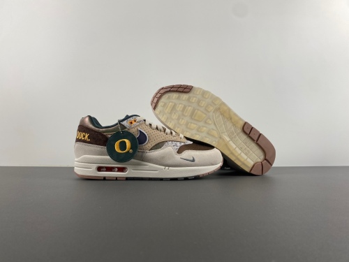 Air Max 1 '87 Premium University of Oregon PE HQ2640-200