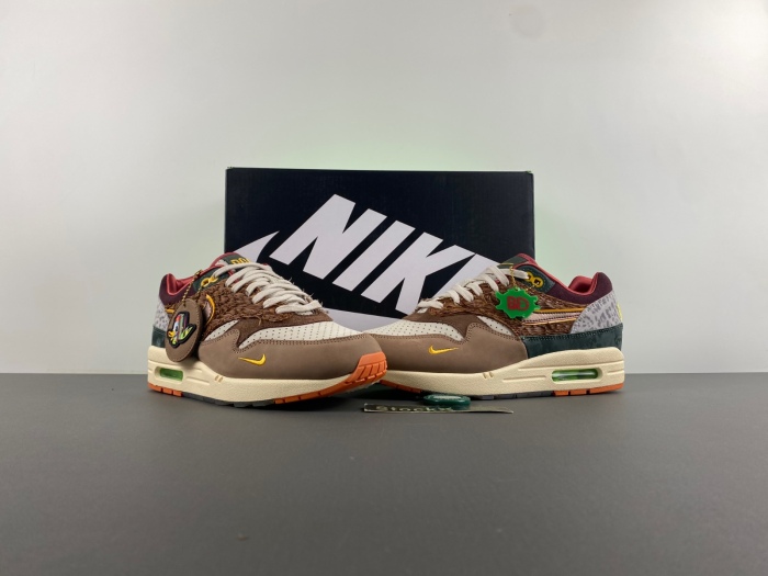 Air Max 1 '87 Luxe University of Oregon PE (2024) HQ2639-100