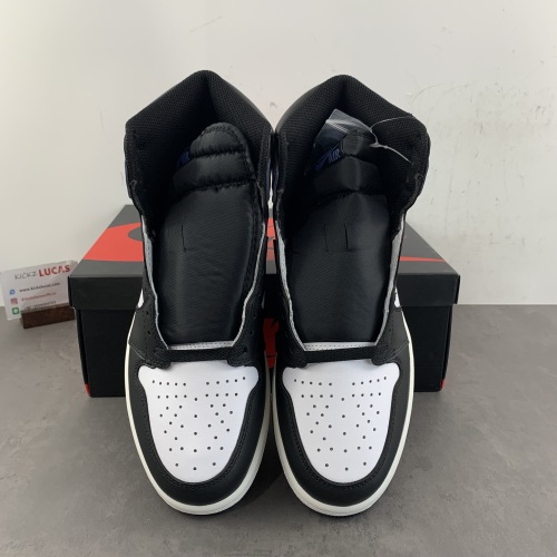 Air Jordan 1 Retro High Blue Moon 555088-115