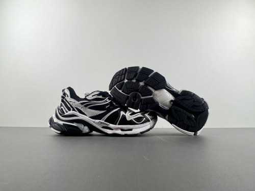 B*alenciaga runner Sneaker AM20240704-8