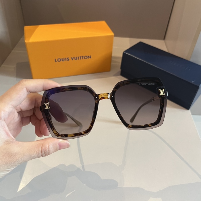 L*ouis V*uitton Top sunglasses xx20240713-1