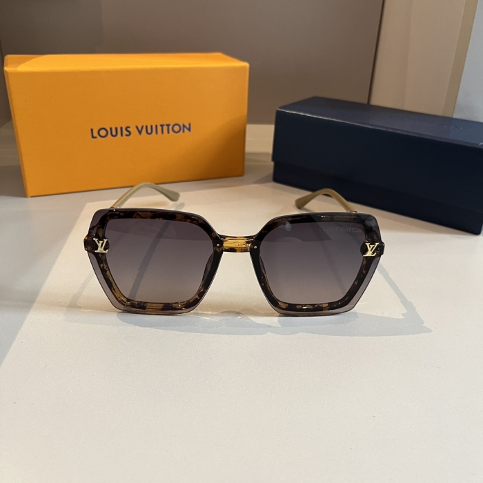 L*ouis V*uitton Top sunglasses xx20240713-1