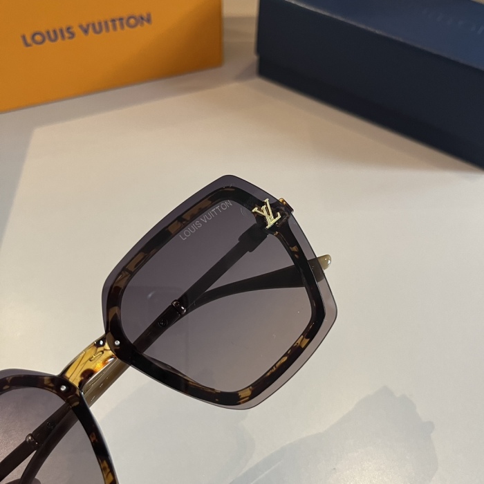 L*ouis V*uitton Top sunglasses xx20240713-1