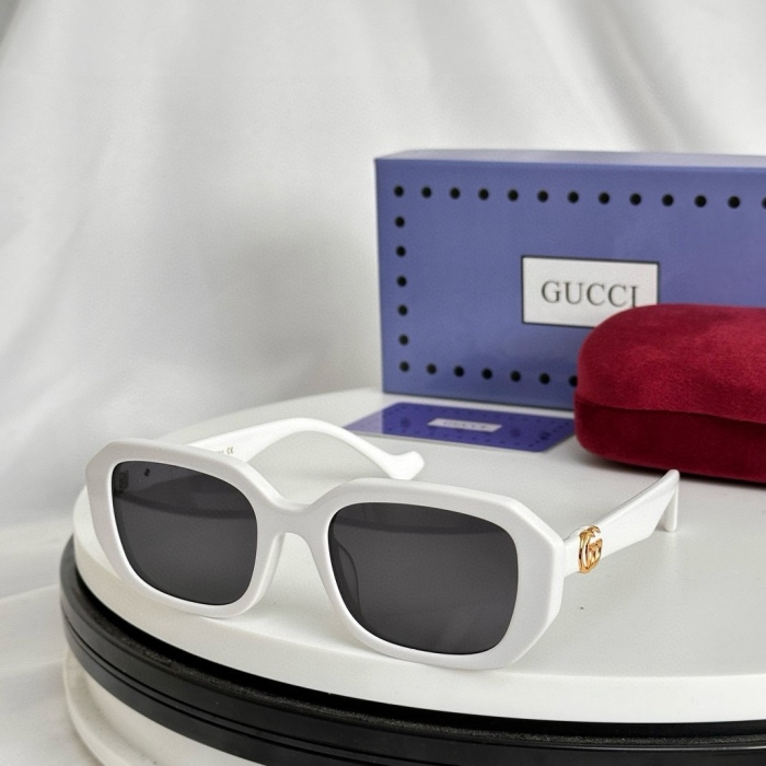 G*ucci Top sunglasses xx20240717-8