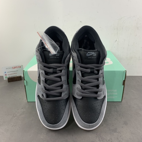SB Dunk Low Dark Grey Black Gum AR0778-001