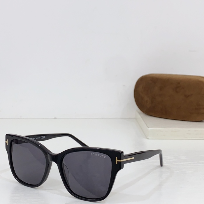 T*omford Glasses Top XX 20240718-85