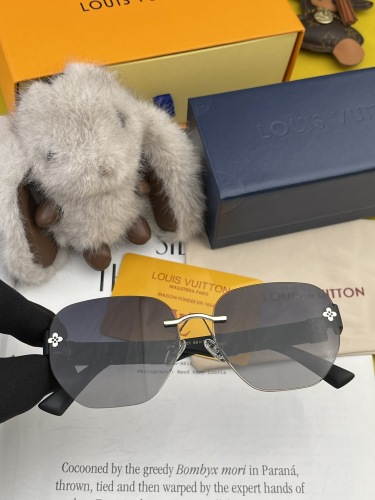 L*ouis V*uitton Glasses Top XX 20240802-52