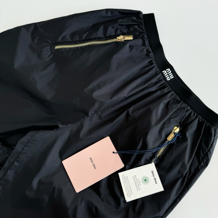 M*iu -shirt Pants Quality D17 20240806-39