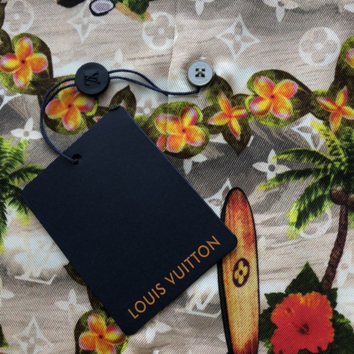 L*ouis V*uitton T-shirt Top Quality Qiqi 20240806-13