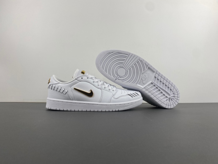 Air Jordan 1 Low Method of Make Sail Metallic Gold  FN5032-100