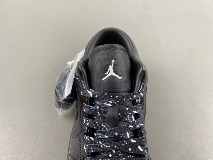 Air Jordan 1 Low SE Patent Elephant Black HJ7743-010