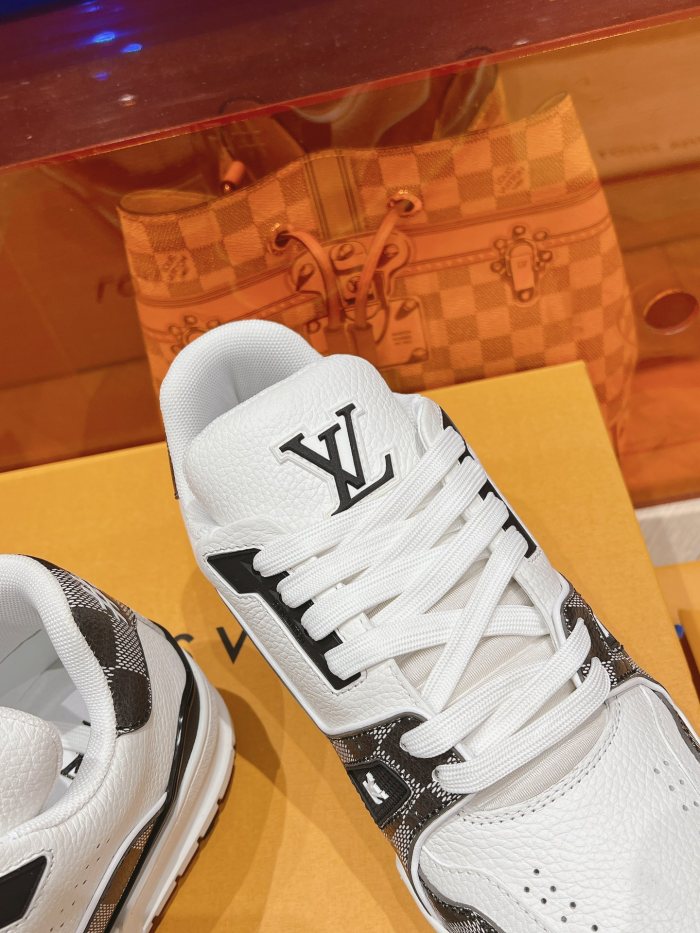 L*ouis V*uitton Top  Sneaker Low Tianyi 20240811-36