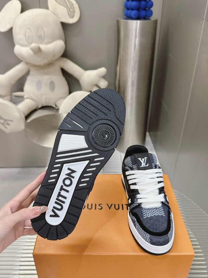L*ouis V*uitton Top  Sneaker Low Tianyi 20240811-43