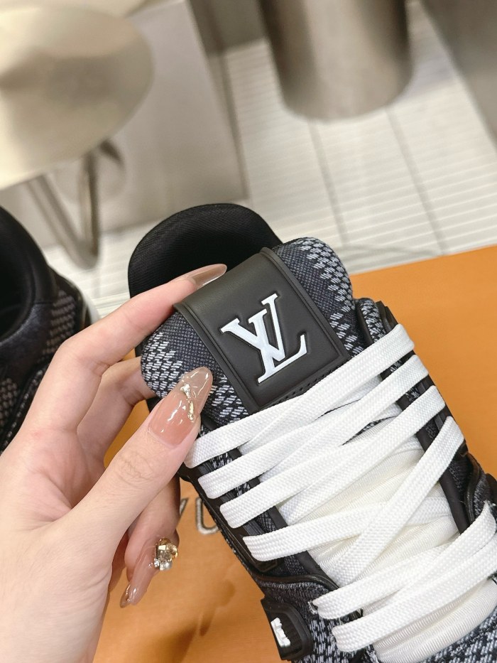 L*ouis V*uitton Top  Sneaker Low Tianyi 20240811-43