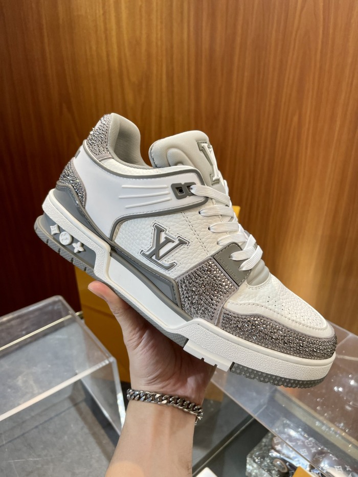 L*ouis V*uitton Top  Sneaker Low RRi 20240812-18
