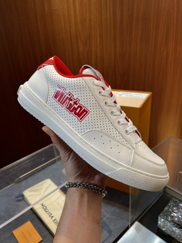 L*ouis V*uitton Top  Sneaker Low RR 20240812-28