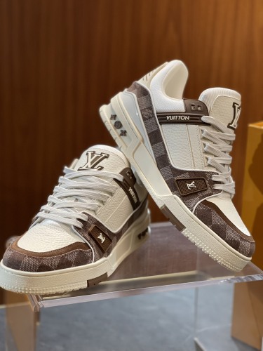 L*ouis V*uitton Top  Sneaker Low RR 20240812-38