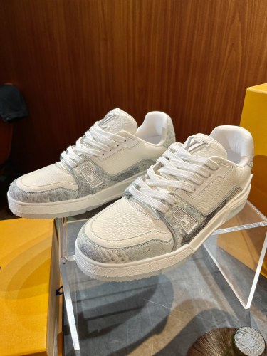 L*ouis V*uitton Top  Sneaker Low RR 20240812-4