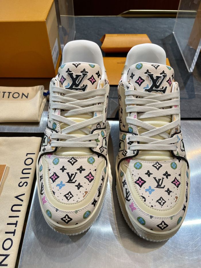 L*ouis V*uitton Top  Sneaker Low RR 20240813-2