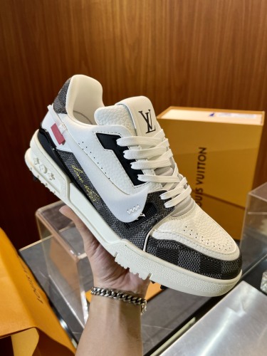 L*ouis V*uitton Top  Sneaker Low RR 20240813-22