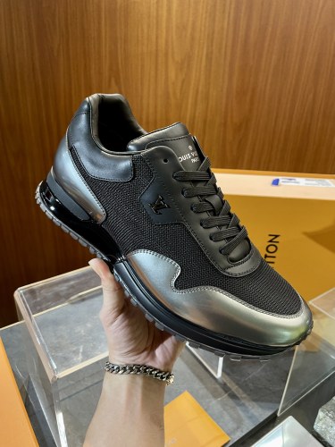 L*ouis V*uitton Top  Sneaker Low RR 20240813-23