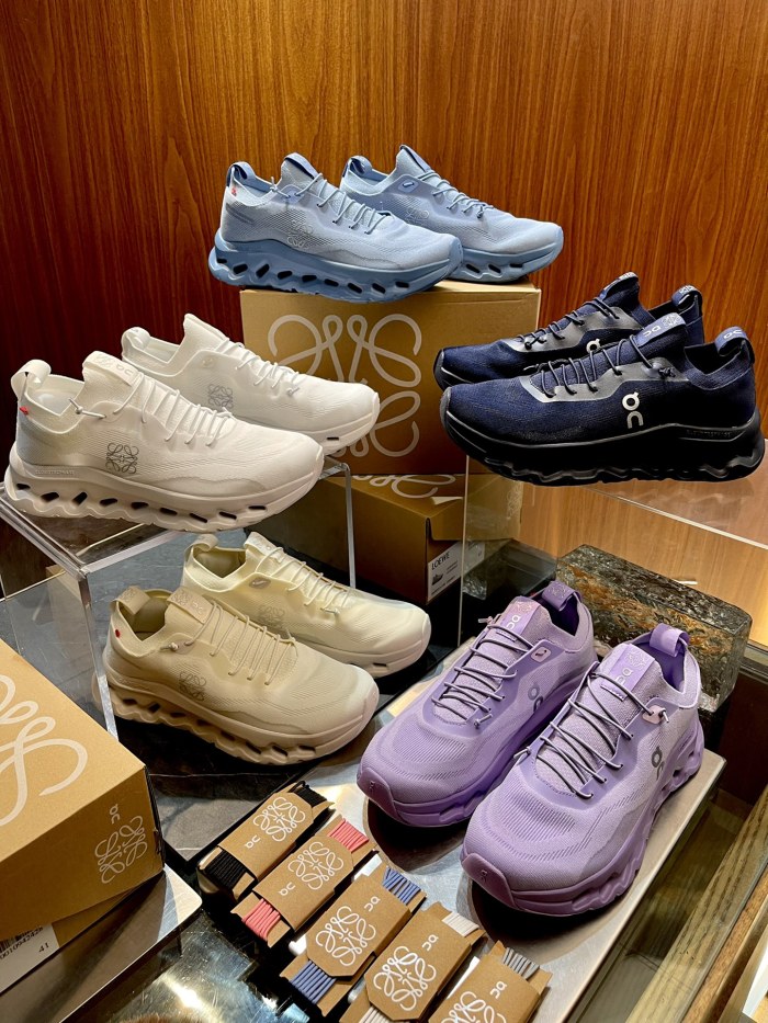 L*oewe Top  Sneaker Low RR 20240813-20