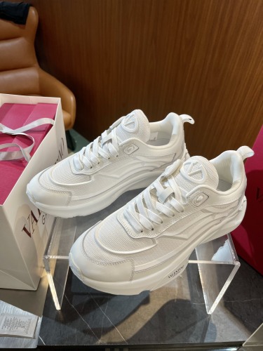 V*alentino Top Sneaker Low RR 20240815-30