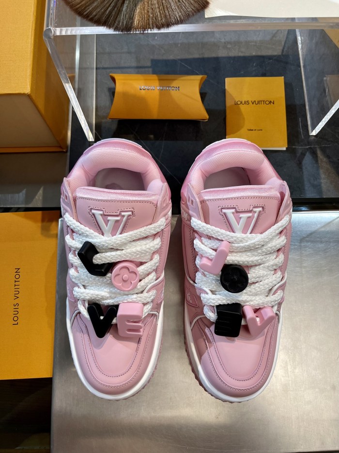 L*ouis V*uitton Top  Sneaker Low RR 20240815-41