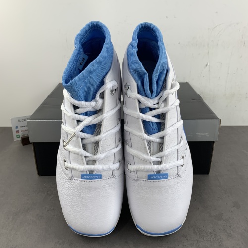 Air Jordan 17 Retro Low University Blue FJ0395-101