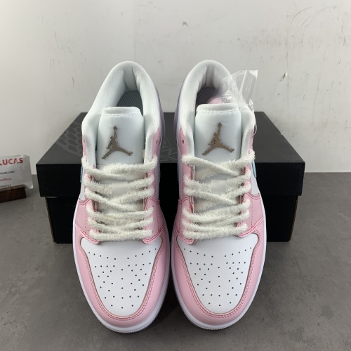 Air Jordan 1 Low SE Paw Print Pink Foam HM3706-141