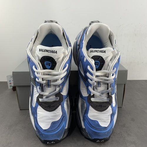 B*alenciaga runner AM 20231018-3