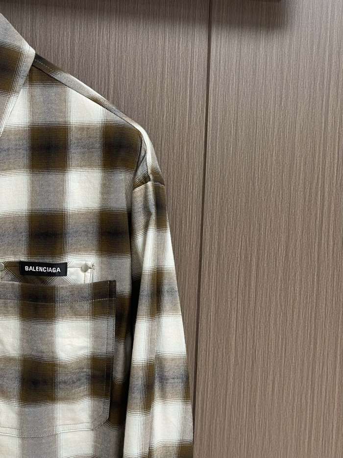 B*alenciaga   shirt Top Quality D17 20240819-31