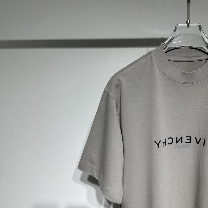 G*ivenchy  T-shirt Top Quality D17 20240820-41