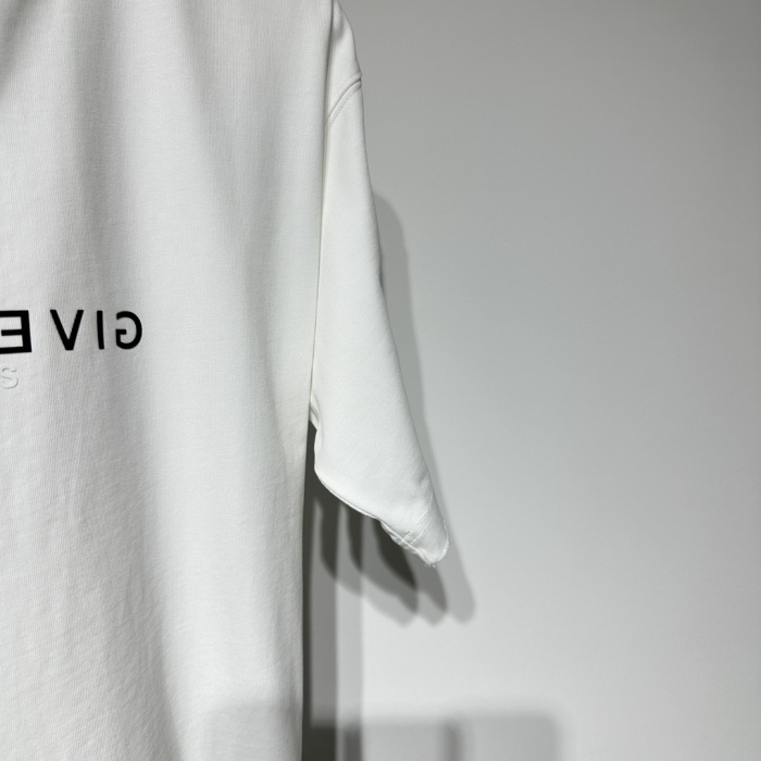 G*ivenchy  T-shirt Top Quality D17 20240820-41