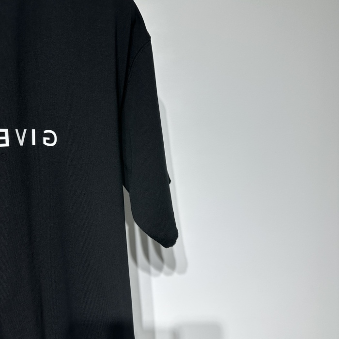 G*ivenchy  T-shirt Top Quality D17 20240820-41