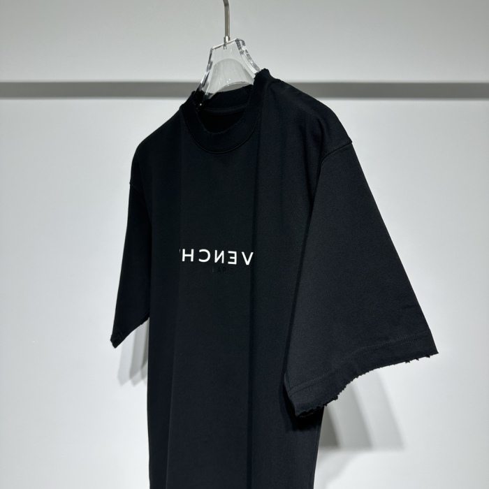 G*ivenchy  T-shirt Top Quality D17 20240820-41