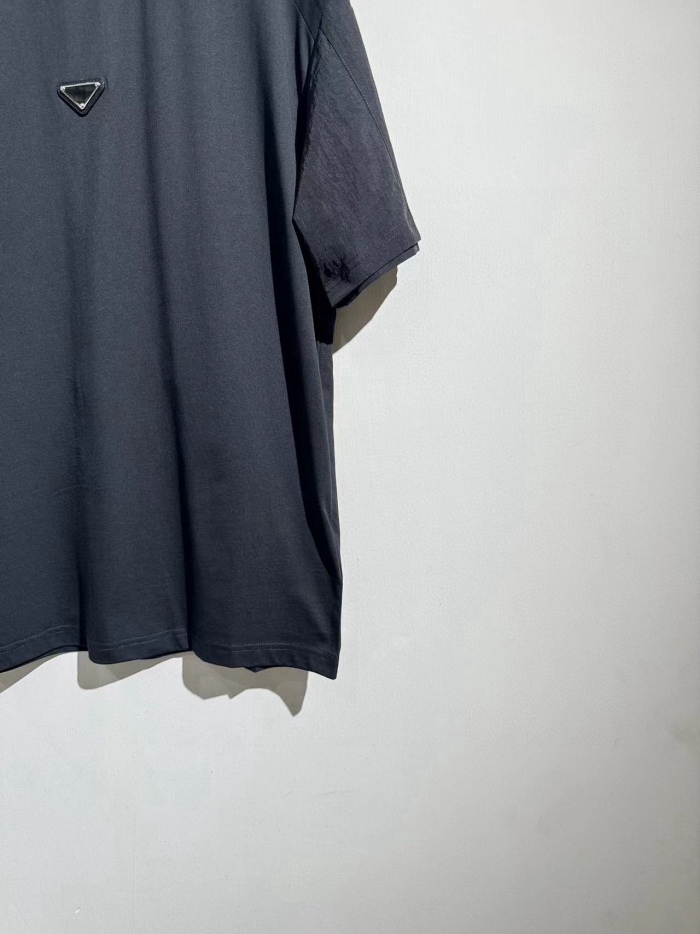 P*rada  T-Shirt Top Quality D17 20240821-25