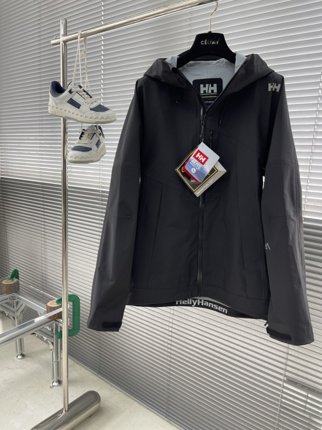 H*elly Hansen Coat D17 20240821-77