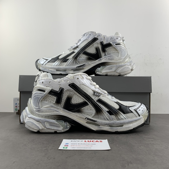B*alenciaga runner Sneaker AM20240704-5