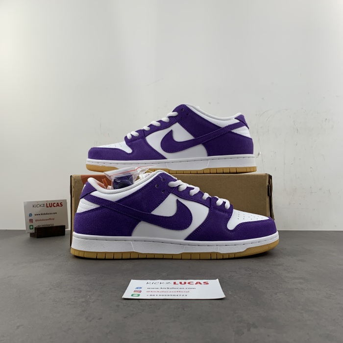SB Dunk Low Pro ISO Orange Label Court Purple  DV5464-500