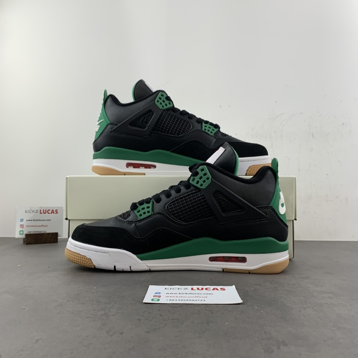 Air Jordan 4 Retro SB Black Green DR5415-267