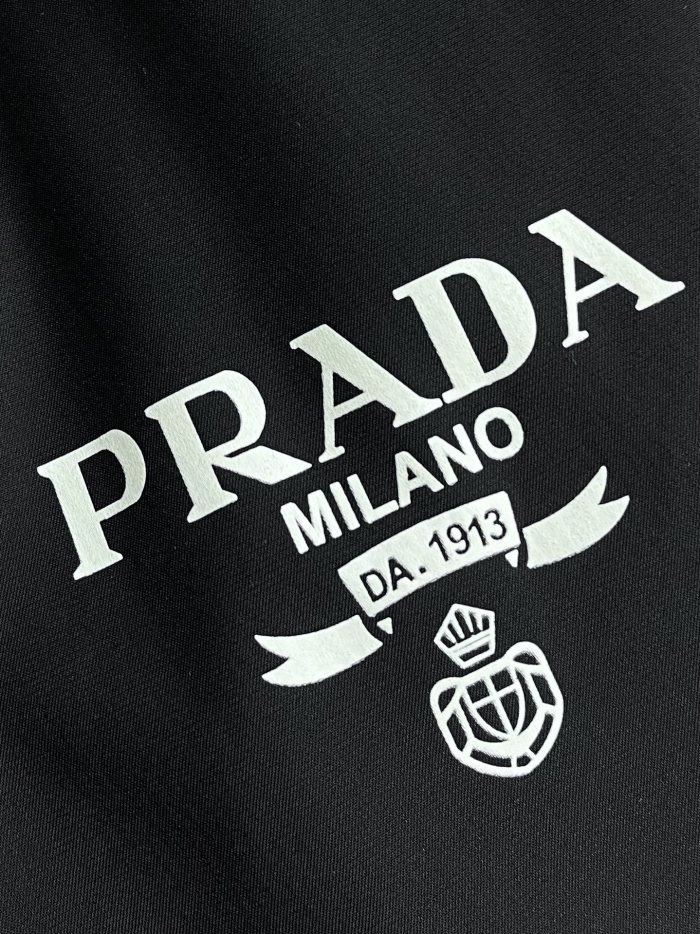 P*rada Suit Top Quality D17 20240824-20