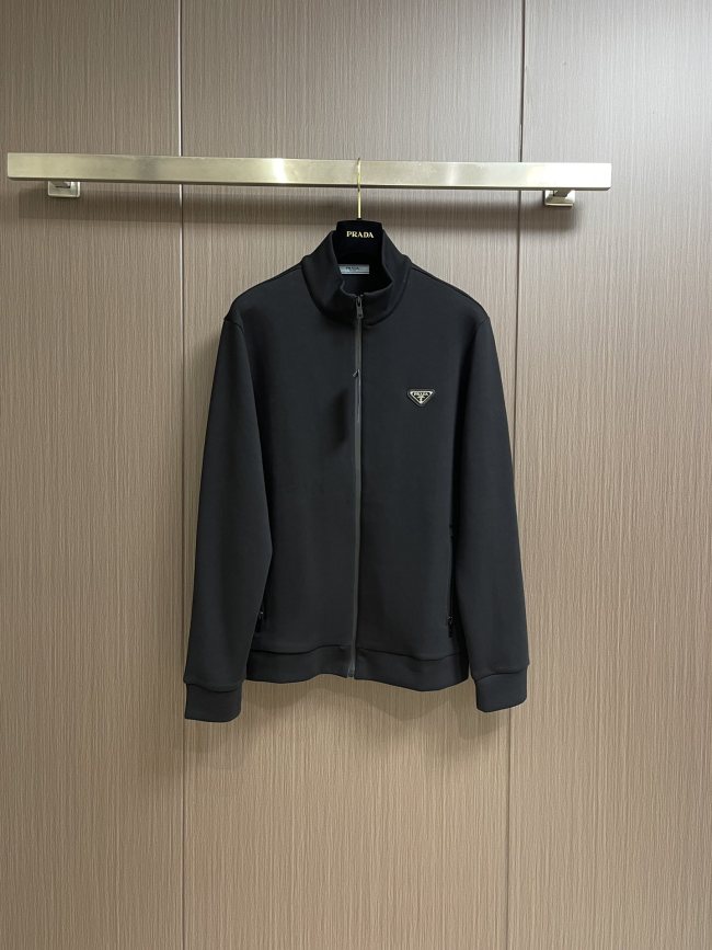 P*rada  Suit Top Quality D17 20240824-19