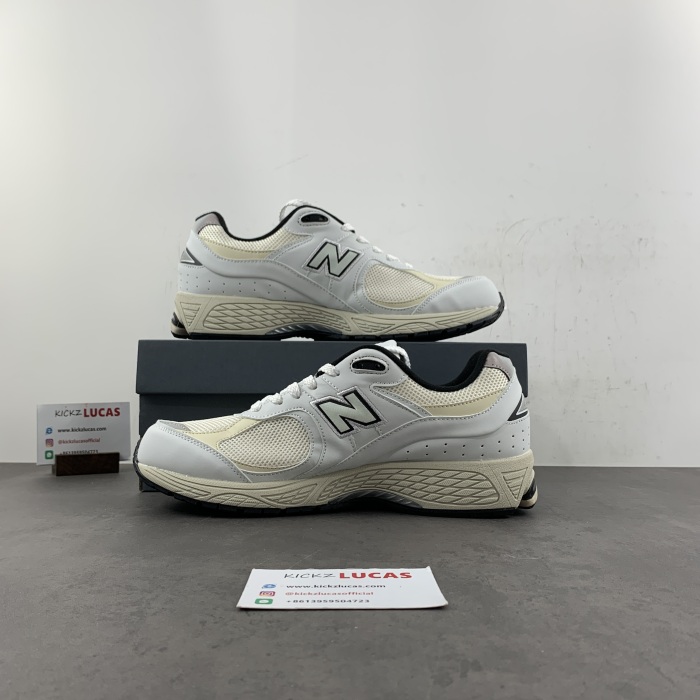 New Balance 2002R Atlas Lemon Haze  ML2002RQ